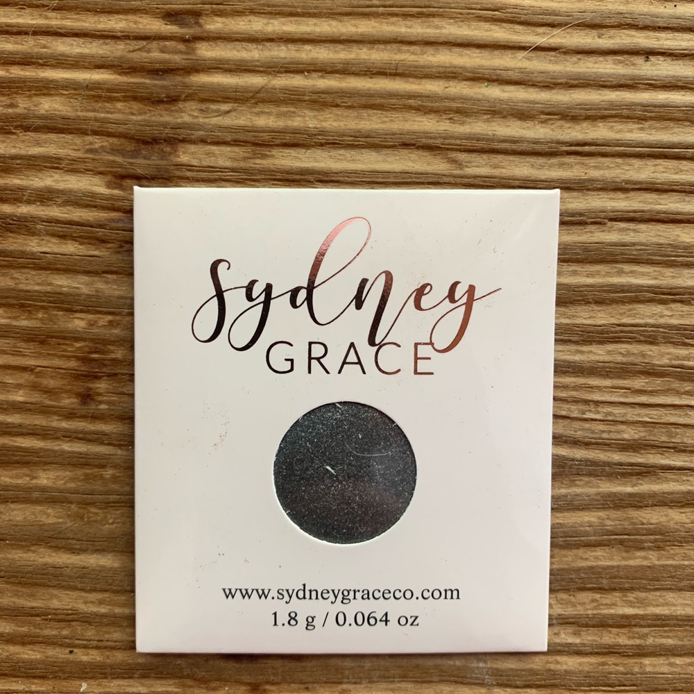 💰5/$25💰Sydney Grace New Moon Eyeshadow